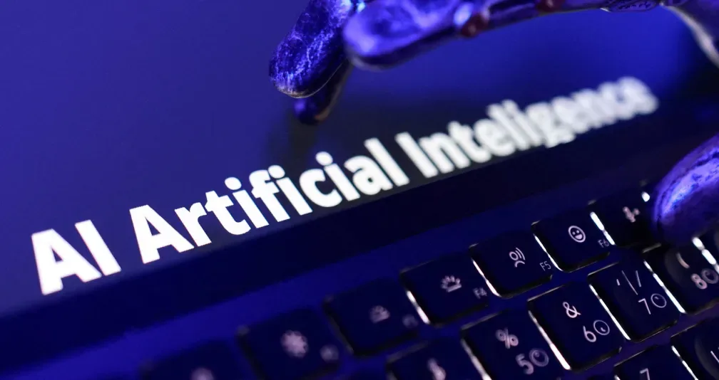 هل يمكن إبطاء وتيرة تطوير الذكاء الاصطناعي؟