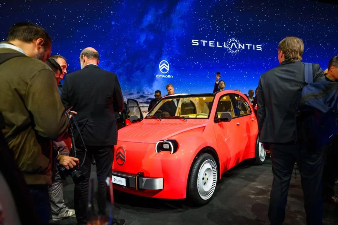 Stellantis Plans to Hire Hundreds More Engineers in Europe, US