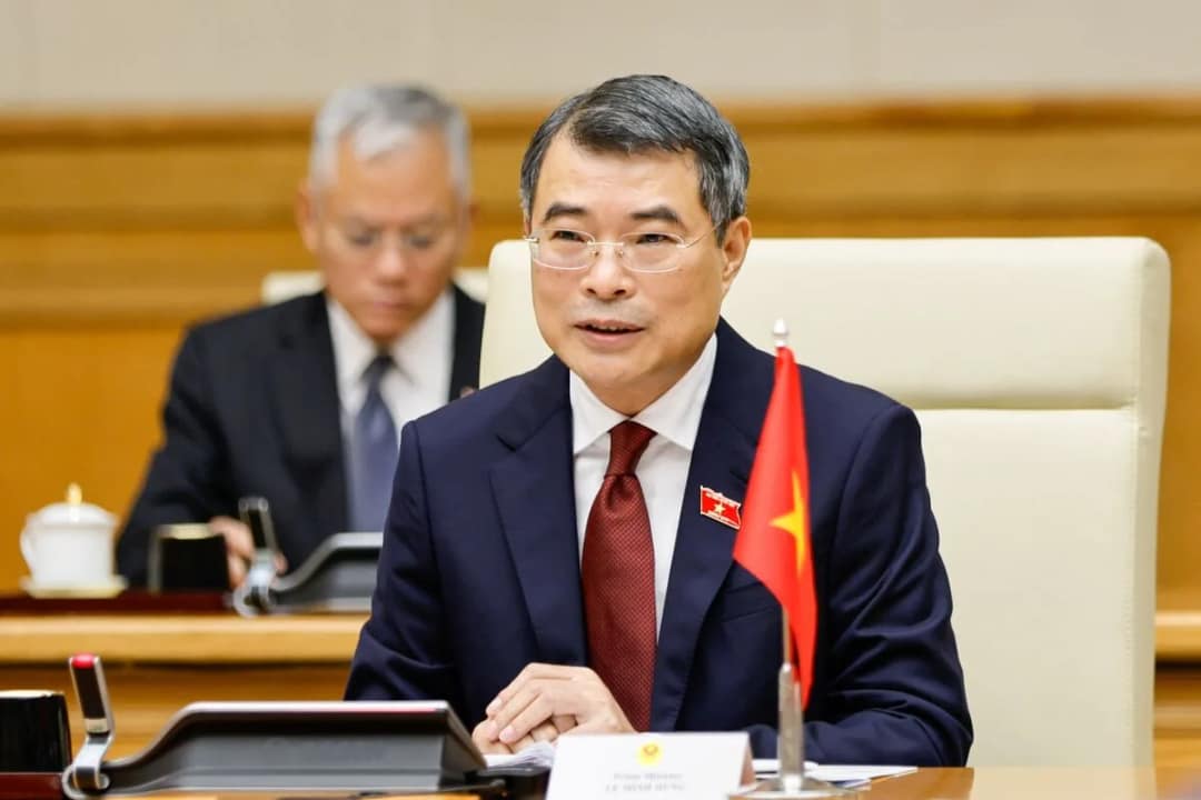 Vietnam Prime Minister Targets 2027 GDP Growth of at Least 10%
