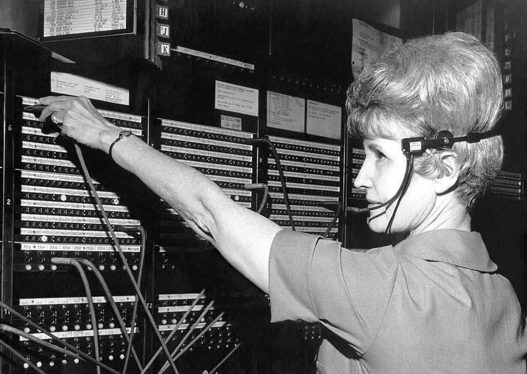 Women may be at greater risk of AI job losses. Telephone switch operators and PCs show why